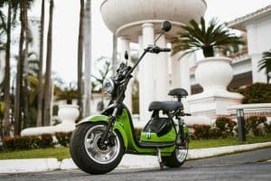 Urban Commuters Embrace Foldable Electric Bikes