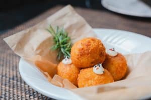 Food Styling Career: Professional Techniques for Commercial Food Photography