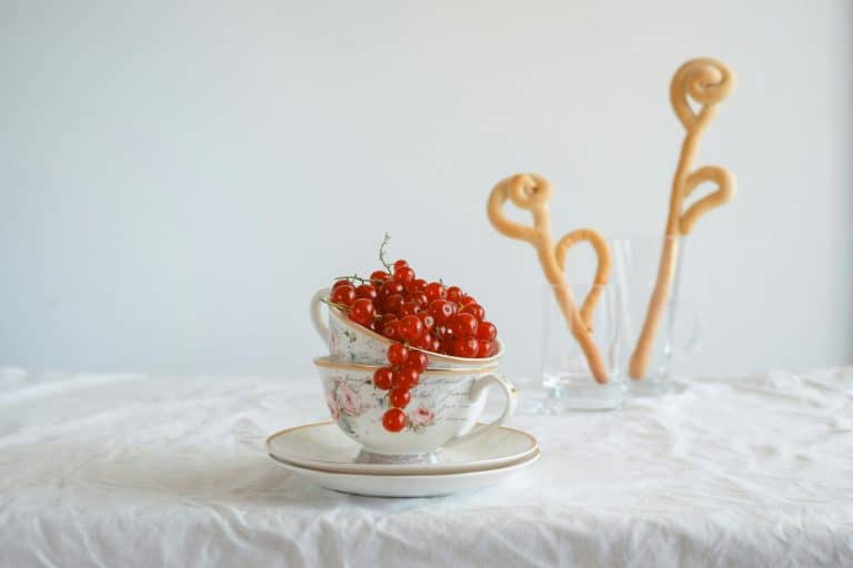 Food Photography Props: Creating Stunning Images with Minimal Investment