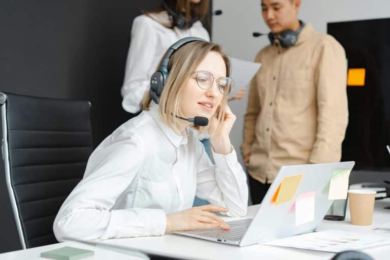 Customer Service Getting Help When Problems Arise