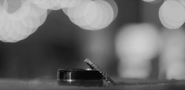 Smart rings offering discreet wellness tracking